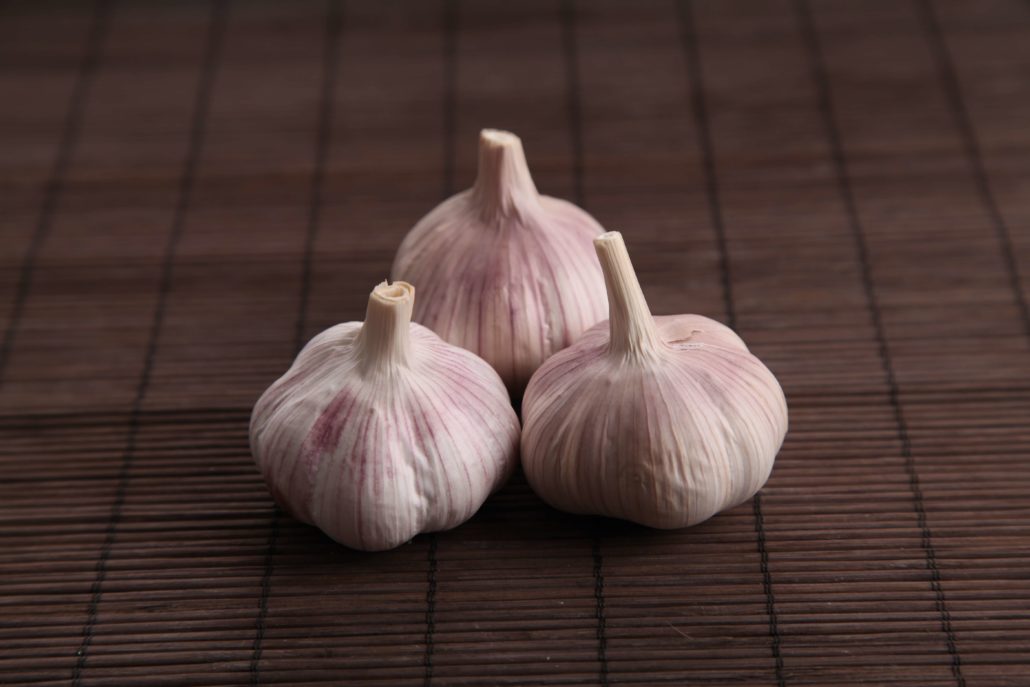 PURPLE GARLICS