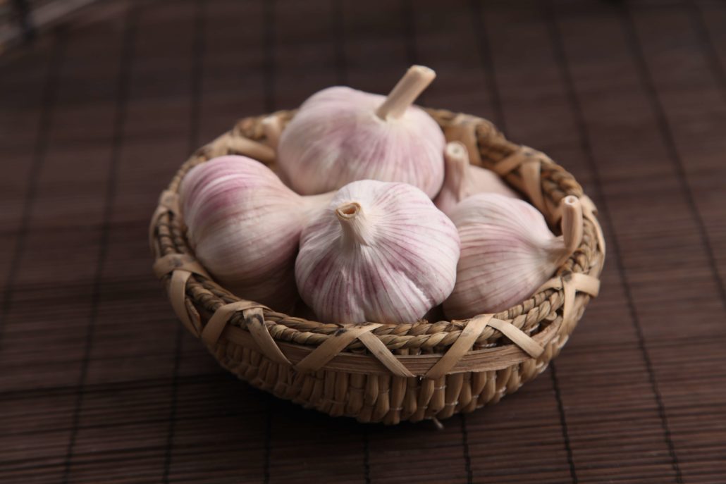 PURPLE GARLICS